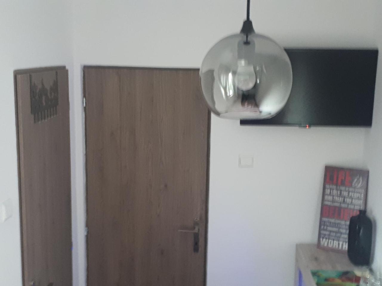 Apartament Premium Travel Lägenhet Oradea Exteriör bild